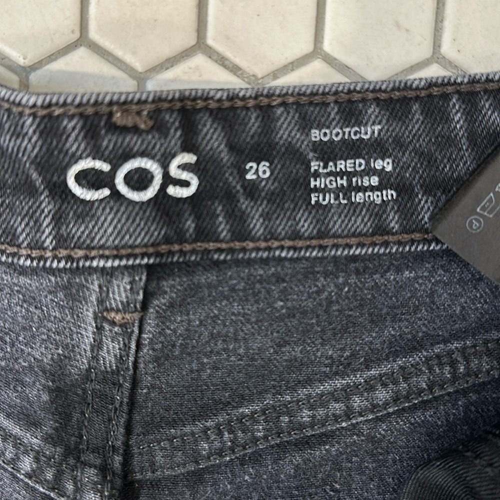 Cos Bootcut flare size 26